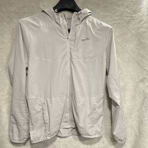 Brooks Men's Canopy Packable Running Jacket in Silver